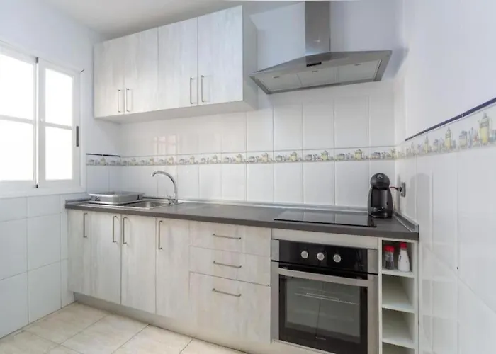 Reef Aqua Vista 3 Bedroom Costa Adeje Wifi And Pool