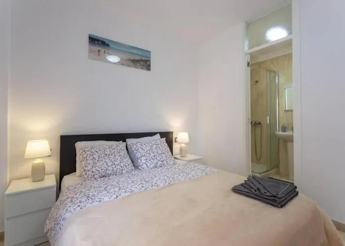 Reef Aqua Vista 3 Bedroom Costa Adeje Wifi And Pool Apartment *