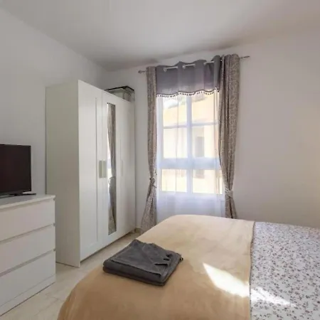 Reef Aqua Vista 3 Bedroom Costa Adeje Wifi And Pool By Aqua Vista Tenerife *