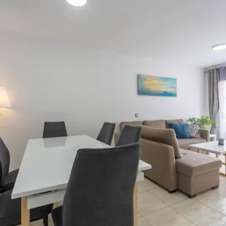 Reef Aqua Vista 3 Bedroom Costa Adeje Wifi And Pool By Aqua Vista Tenerife